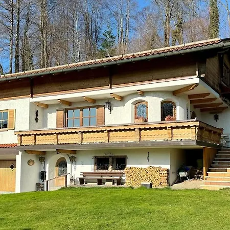 Romantisches Alpenchalet - Mit Sauna Und Kamin - Ruhig Und Zentral Apartment Bad Tolz