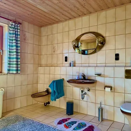 Апартаменты Romantisches Alpenchalet - Mit Sauna Und Kamin - Ruhig Und Zentral Бад-Тольц