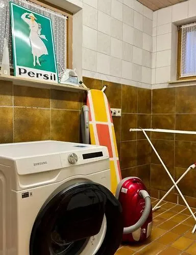 Romantisches Alpenchalet - Mit Sauna Und Kamin - Ruhig Und Zentral Appartamento Bad Tölz